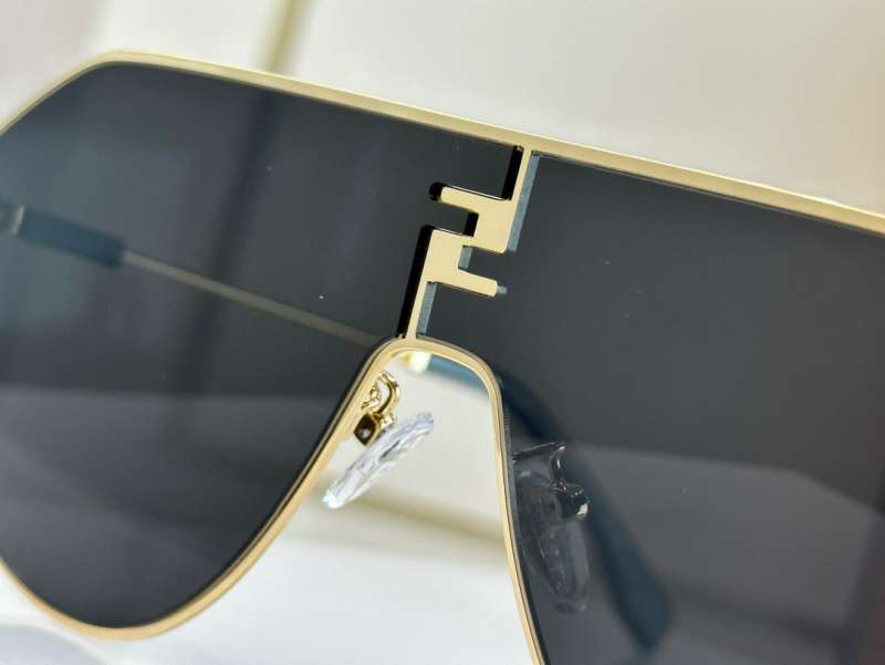 Picture of Fendi Sunglasses _SKUfw51976135fw